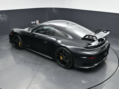 Certified 2026 Porsche 911 GT3 w/ Chrono Package RWD image 19