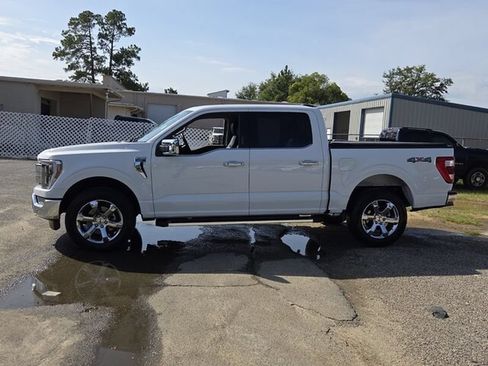 Used 2023 Ford F150 Lariat w/ Equipment Group 502A High AWD/4WD image 5