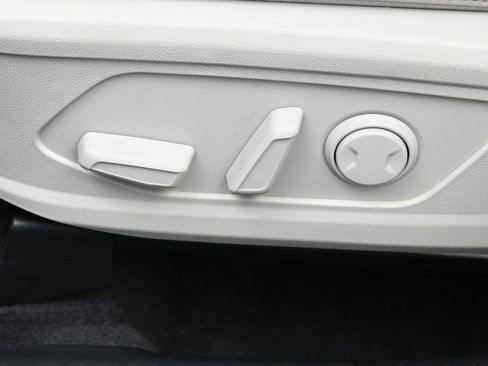 Used 2024 Kia Sorento S w/ Panoramic Sunroof Package FWD image 10