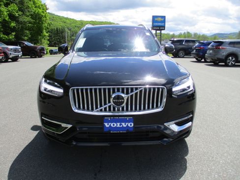 Used 2021 Volvo XC90 T8 Inscription w/ Advanced Package AWD/4WD image 2