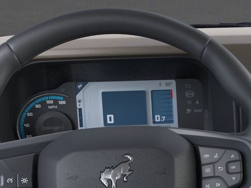 New 2023 Ford Bronco Wildtrak image 13