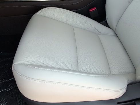 Used 2025 MAZDA CX-30 AWD 2.5 S w/ Premium Package image 13