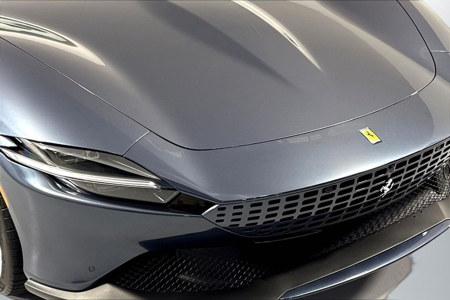 Used 2024 Ferrari Roma Spider RWD image 30