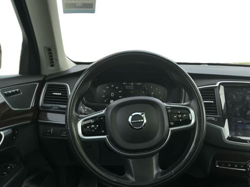 Used 2019 Volvo XC90 T6 Momentum w/ Advanced Package AWD/4WD image 12