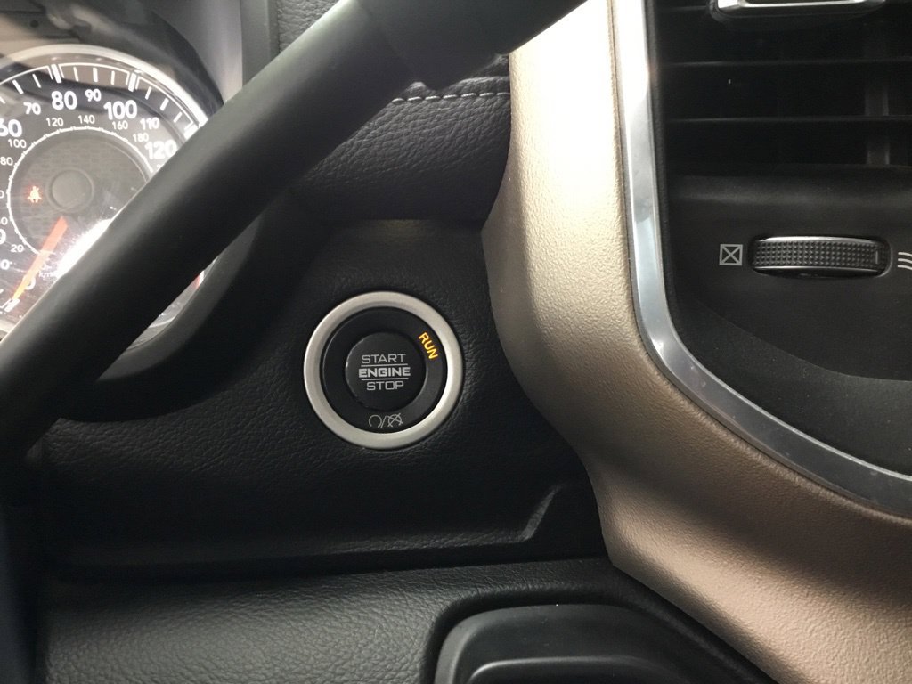 Used 2020 RAM 2500 Laramie AWD/4WD image 15