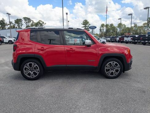 Used 2015 Jeep Renegade Limited FWD image 3