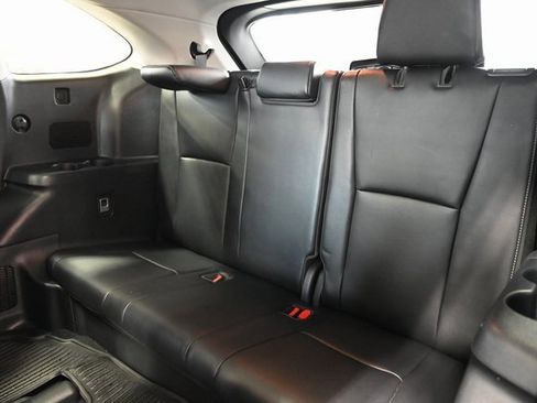 Used 2022 Toyota Highlander Platinum image 13