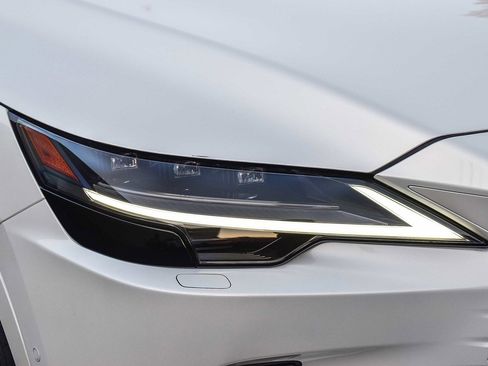 New 2026 Lexus RX 450h AWD image 8