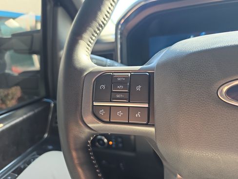 Used 2024 Ford F250 Lariat AWD/4WD image 22