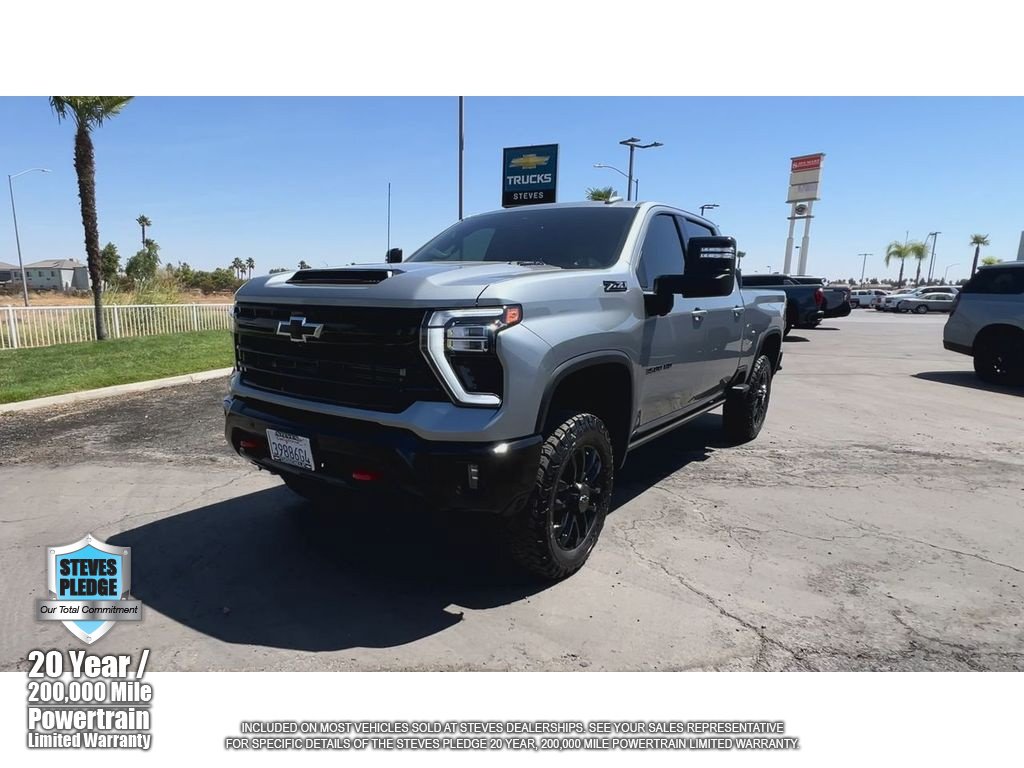 Used 2025 Chevrolet Silverado 3500 LTZ w/ LTZ Plus Package AWD/4WD image 7