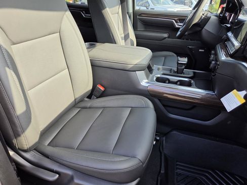 New 2026 Chevrolet Silverado 1500 LT Trail Boss w/ Convenience Package II AWD/4WD image 10