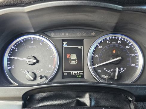 Used 2018 Toyota Highlander XLE image 37