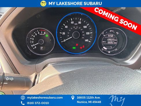 Used 2018 Honda HR-V EX-L image 10