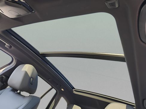 Used 2021 BMW X3 sDrive30i w/ Convenience Package image 17