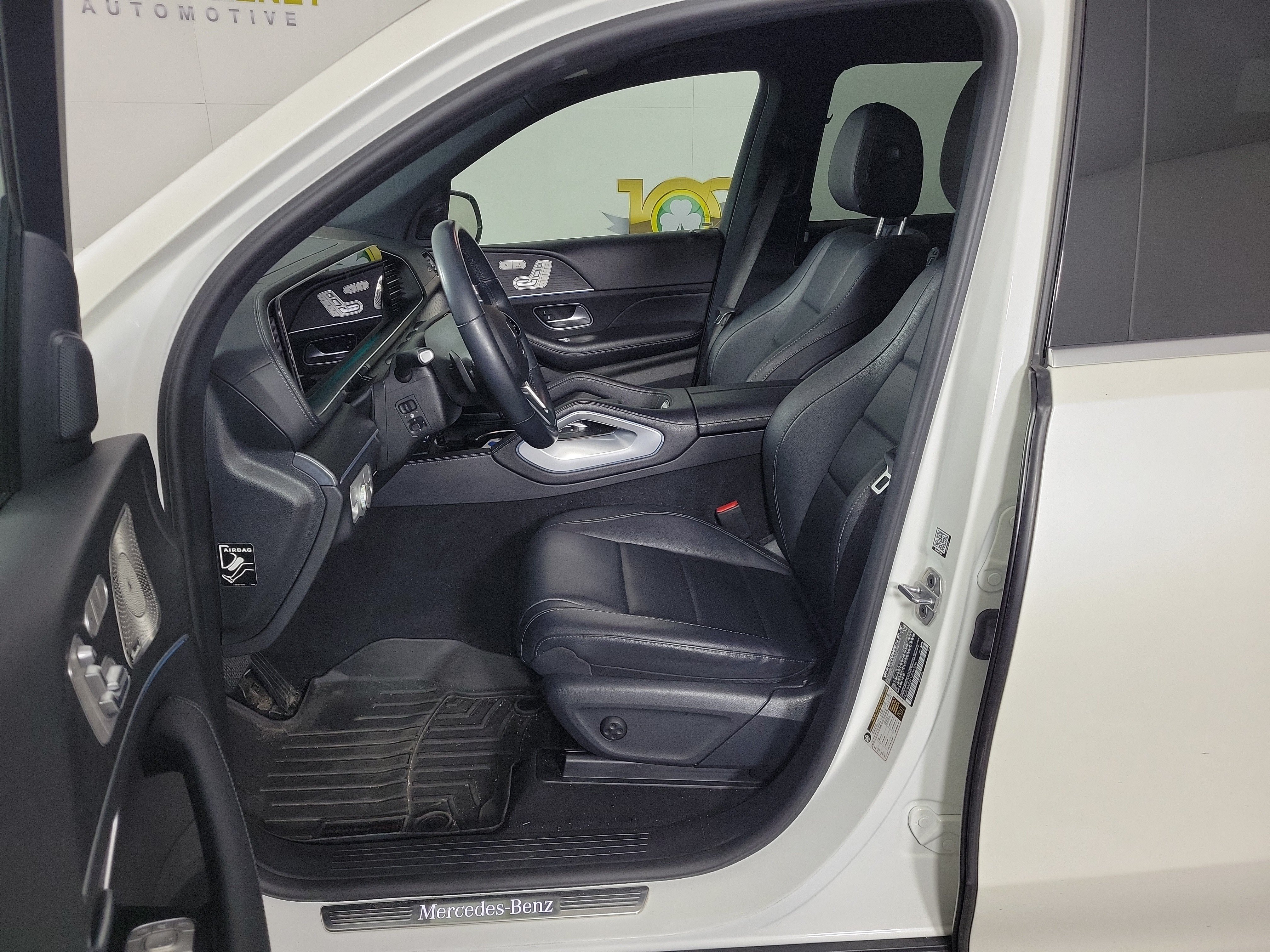 Used 2023 Mercedes-Benz GLS 450 4MATIC image 5