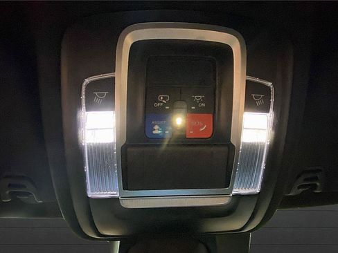 Used 2024 RAM 1500 Laramie image 11