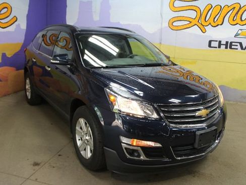 Used 2017 Chevrolet Traverse LT w/ True North Edition FWD image 2
