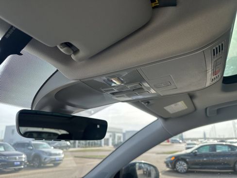 New 2026 Volkswagen Taos SE AWD/4WD image 63