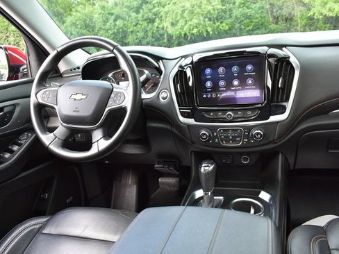 Used 2020 Chevrolet Traverse LT w/ LT Premium Package AWD/4WD image 28
