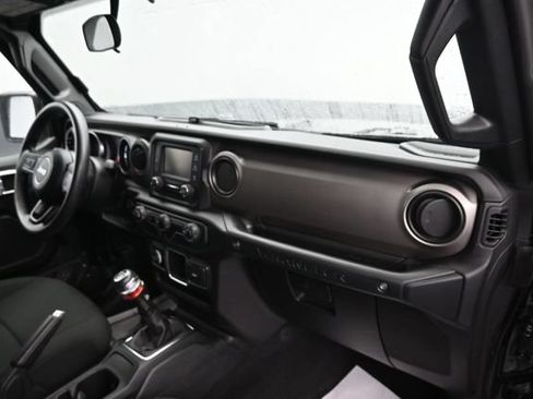 Used 2021 Jeep Wrangler Sport AWD/4WD image 8