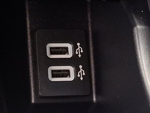 Used 2019 Ford Edge SEL w/ Equipment Group 201A image 25