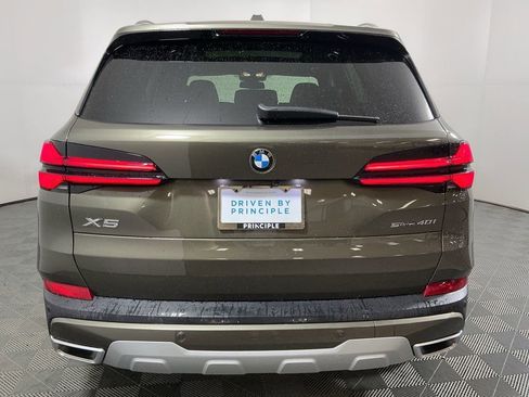 New 2026 BMW X5 sDrive40i w/ Climate Comfort Package image 7