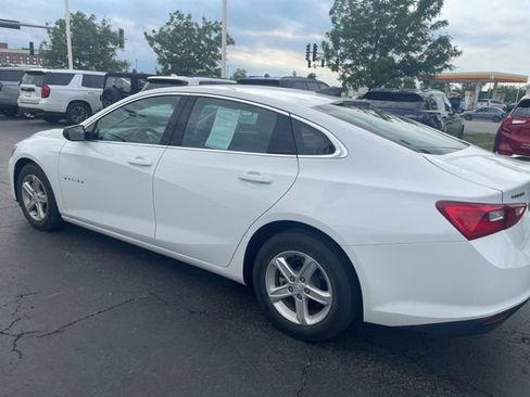 Used 2023 Chevrolet Malibu LS FWD image 4