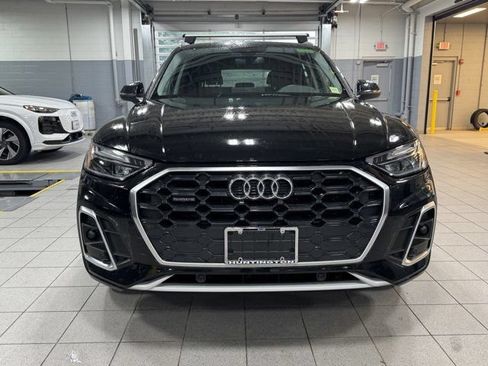 Used 2023 Audi Q5 2.0T Premium w/ Convenience Package AWD/4WD image 2