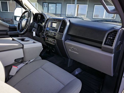 Used 2017 Ford F150 XLT w/ Equipment Group 301A Mid image 23