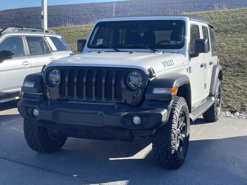 Used 2020 Jeep Wrangler Unlimited Sport image 2
