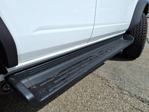New 2026 Ford Bronco Outer Banks w/ Sasquatch Package AWD/4WD image 8