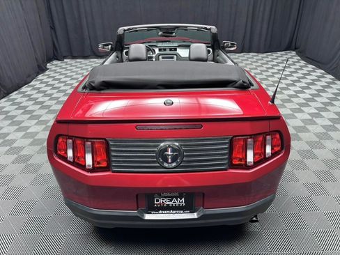 Used 2010 Ford Mustang Premium RWD image 7