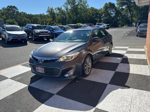 Used 2015 Toyota Avalon XLE Touring image 5