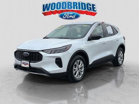 Used 2023 Ford Escape Active image 2