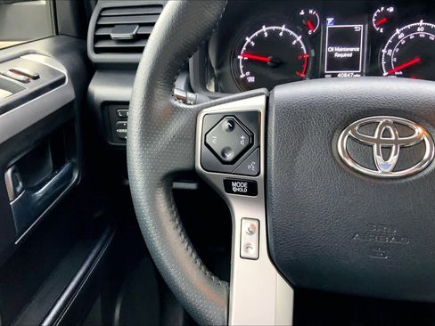 Used 2024 Toyota 4Runner SR5 image 22