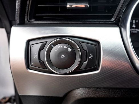 Used 2023 Ford Mustang Premium image 16