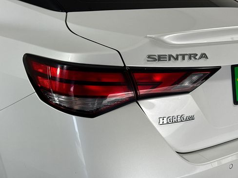 Used 2024 Nissan Sentra SR w/ SR Premium Package FWD image 36