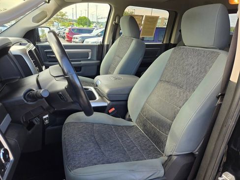 Used 2019 RAM 1500 Big Horn AWD/4WD image 17
