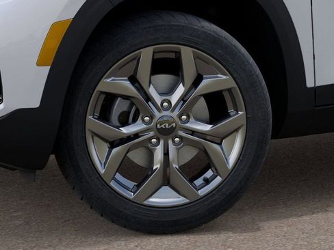 New 2026 Kia Seltos LX image 9