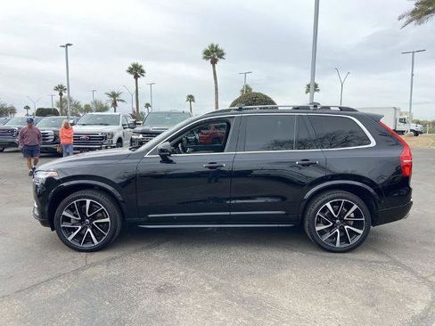 Used 2019 Volvo XC90 T6 Momentum w/ Protection Package Premier image 4
