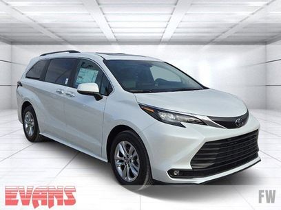 New 2026 Toyota Sienna XLE