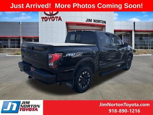 Used 2021 Nissan Titan PRO-4X w/ Pro-4x Convenience Package AWD/4WD image 3