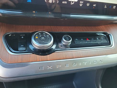 New 2026 Ford Expedition King Ranch image 18