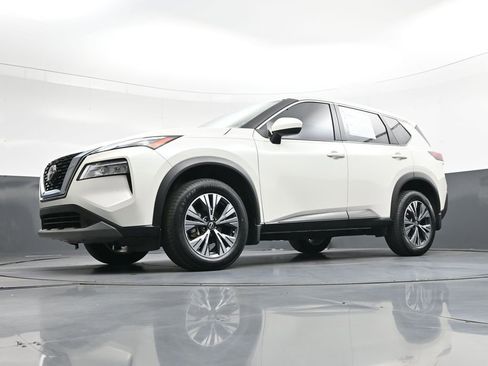 Used 2023 Nissan Rogue SV FWD image 36