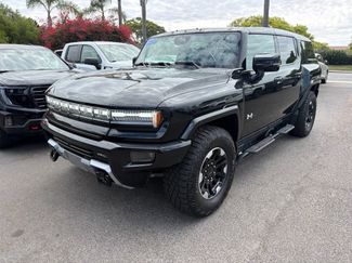 Used 2025 GMC Hummer EV 3X w/ Extreme Off-Road Package AWD/4WD video 1