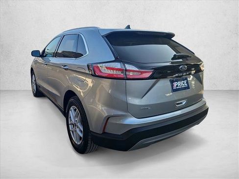 Used 2021 Ford Edge SEL w/ Convenience Package image 3