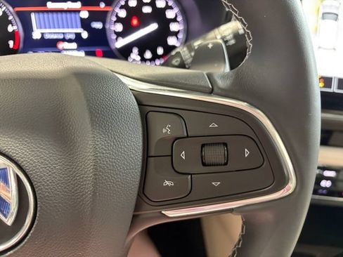 Used 2023 Buick Envision Avenir AWD/4WD image 27