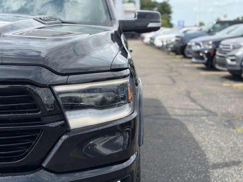 Used 2019 RAM 1500 Laramie AWD/4WD image 4
