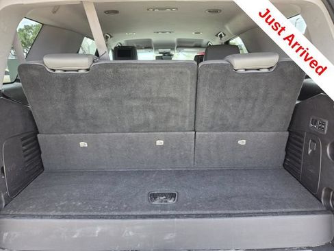 Used 2015 Chevrolet Tahoe LT w/ Luxury Package RWD image 16