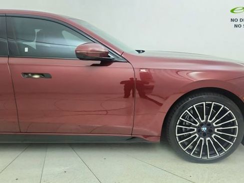 Used 2026 BMW 740i RWD image 8